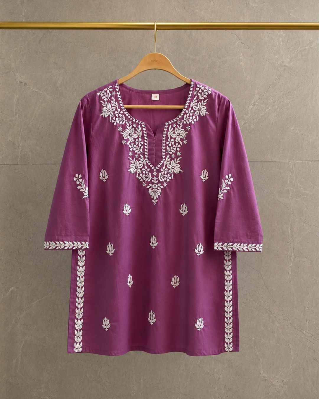 MAUVE BLOOM EMBROIDERED TOP