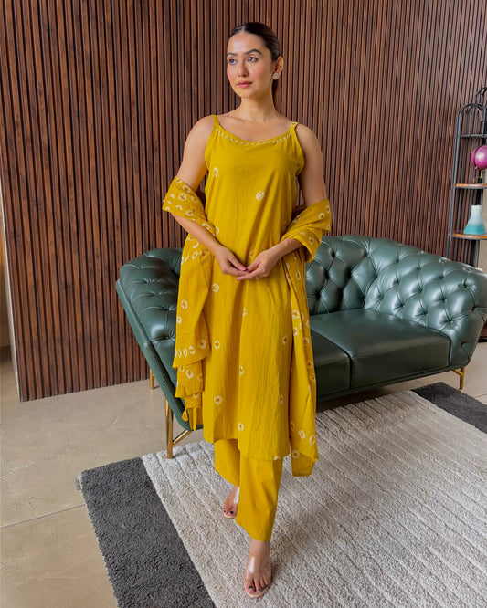 MUSTARD EMBROIDERED KURTA SET