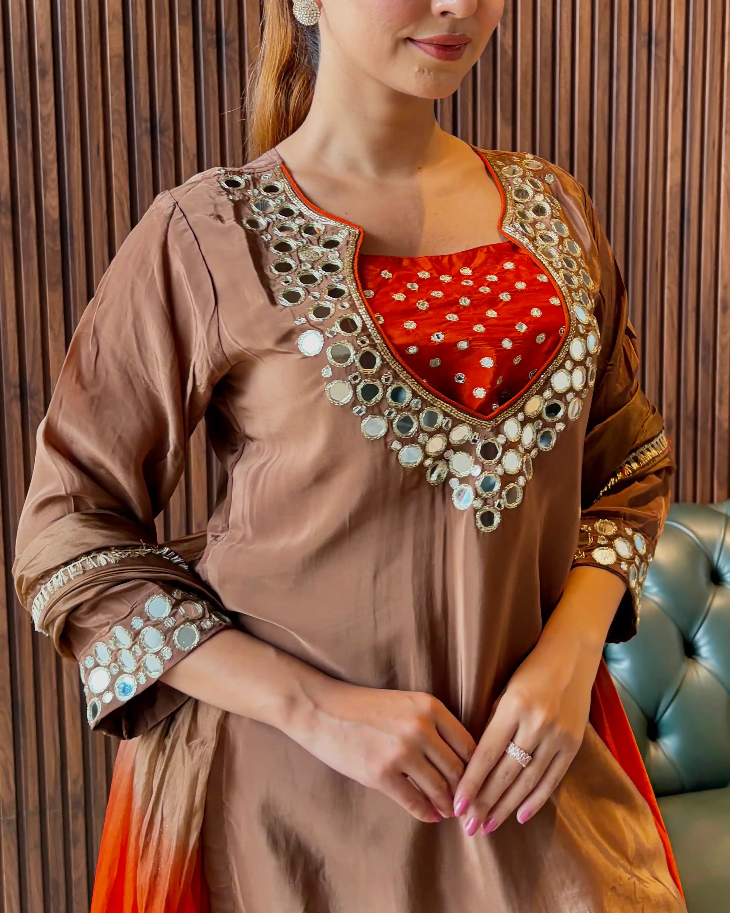 AMBER MIRROR WORK SUIT SET