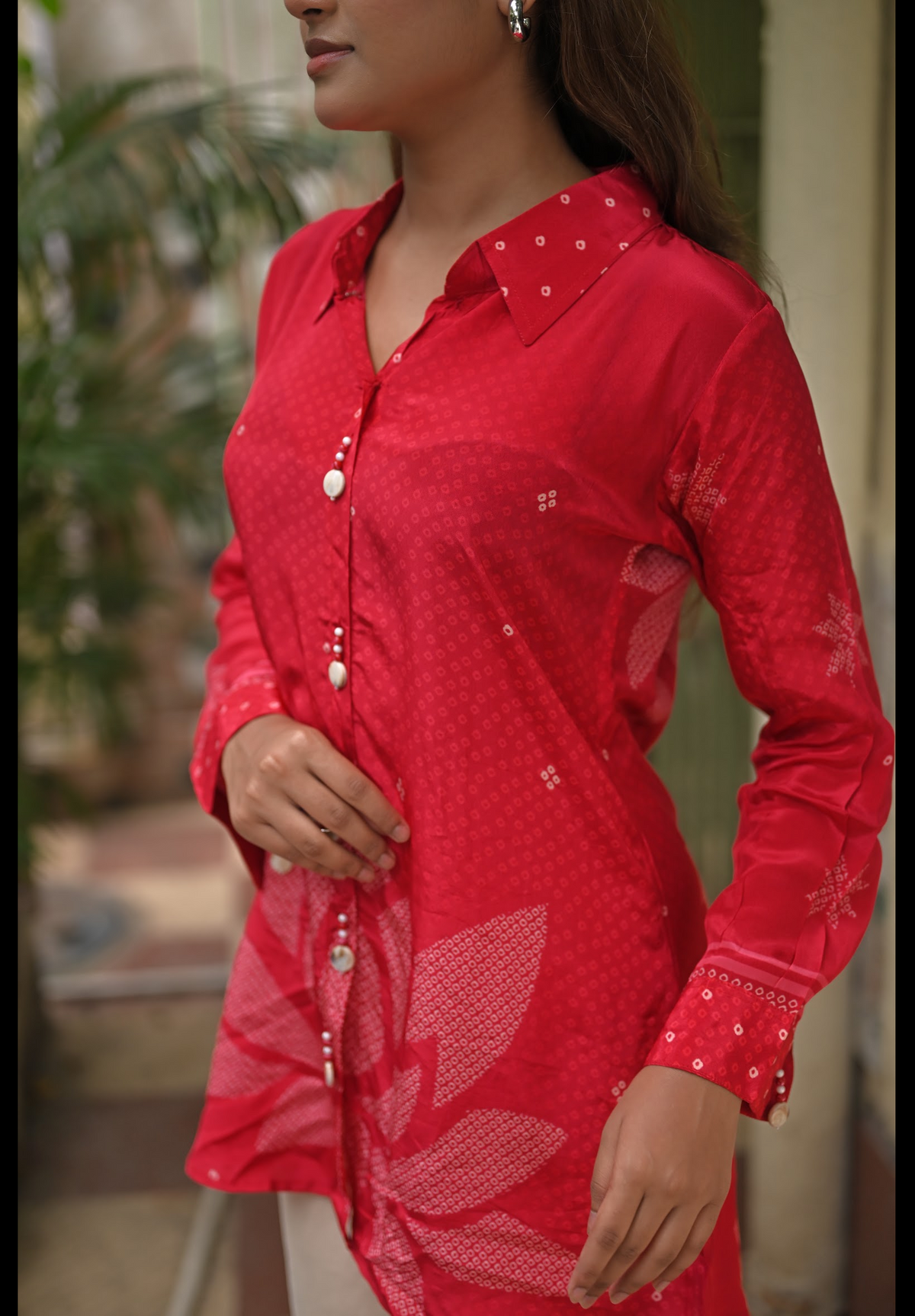 CRIMSOM BANDHANI SHIRT