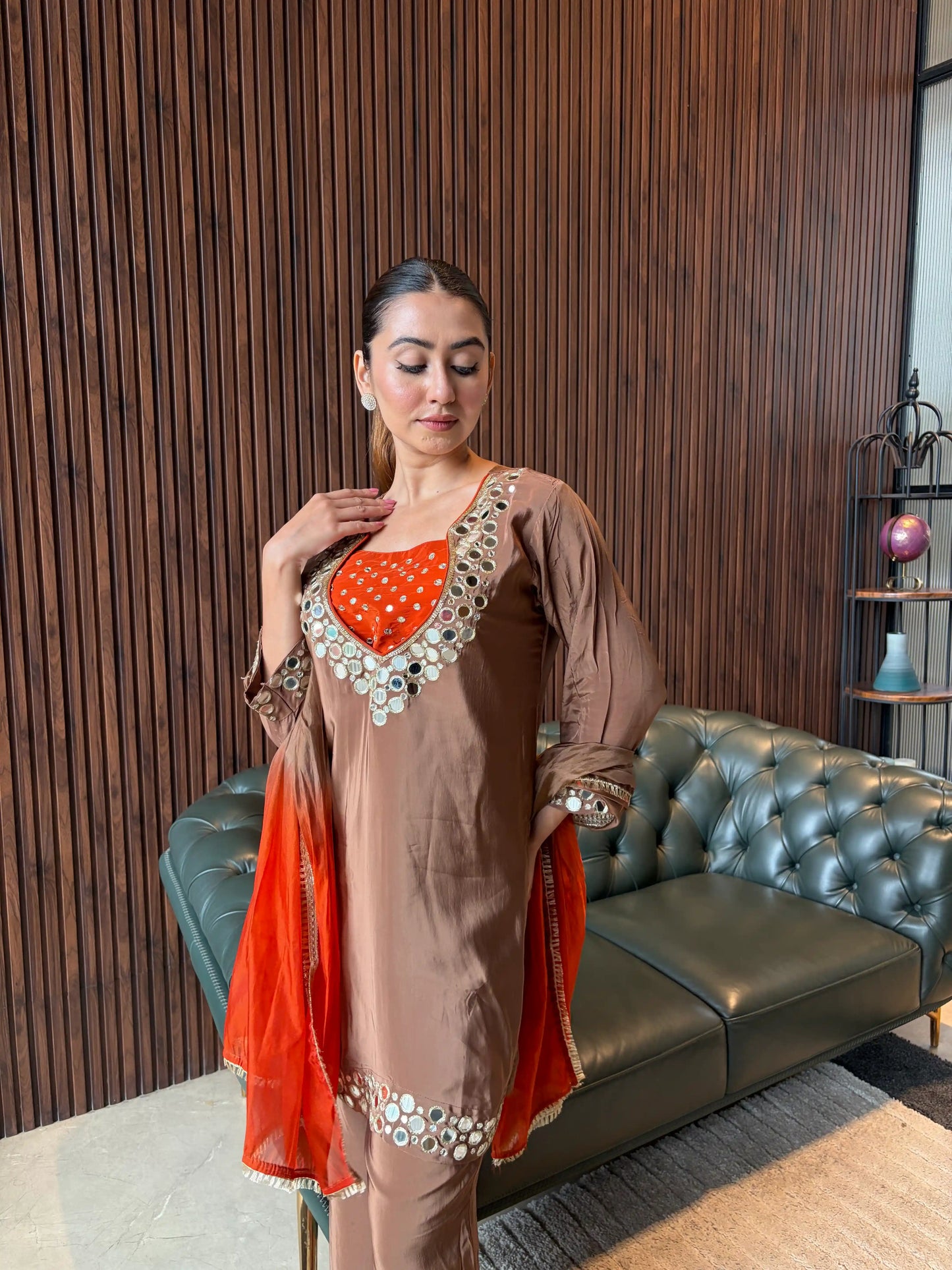 AMBER MIRROR WORK SUIT SET