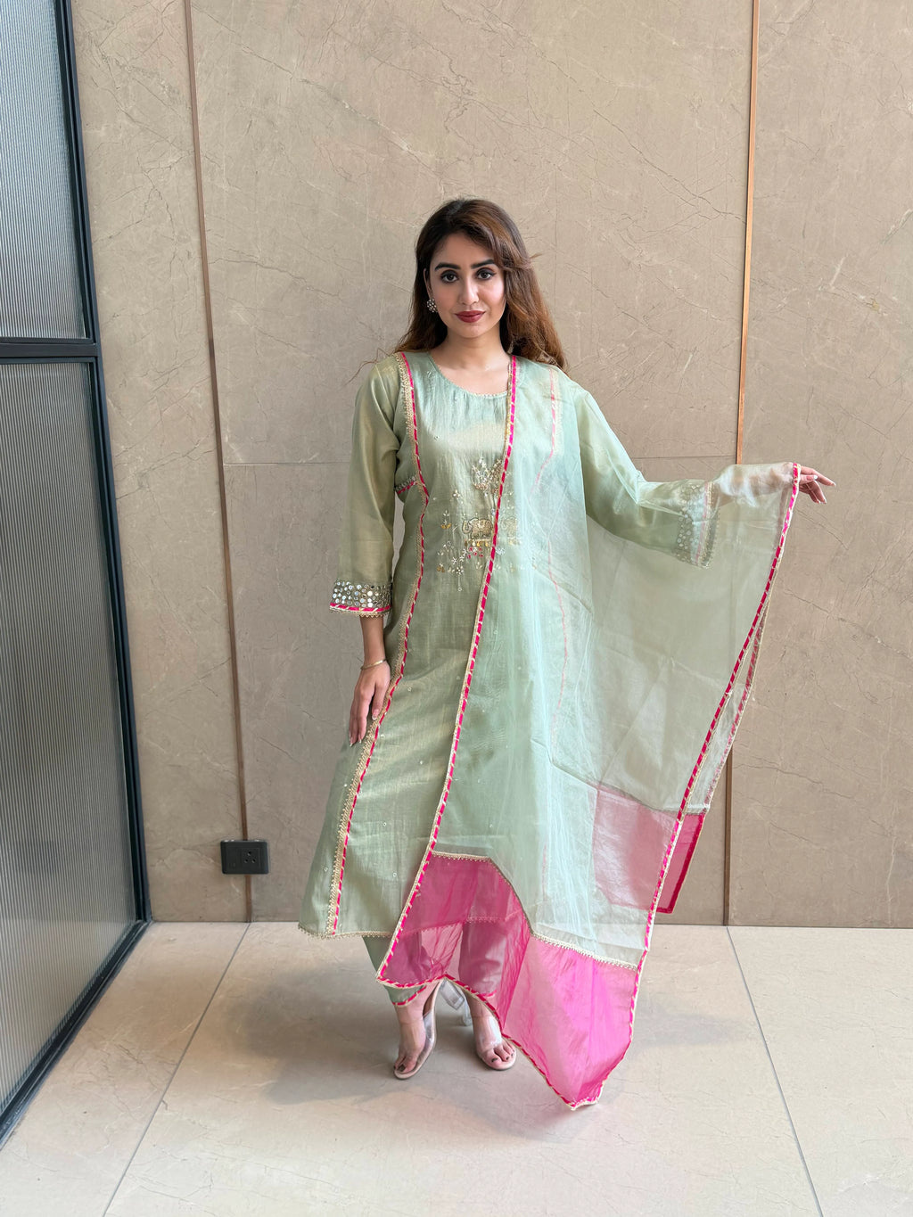 Pastel Noor
