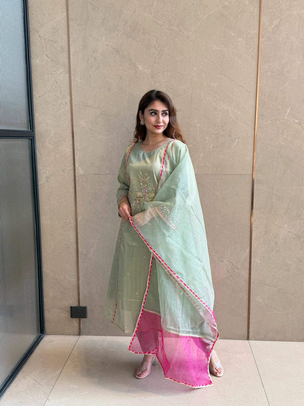 Pastel Noor