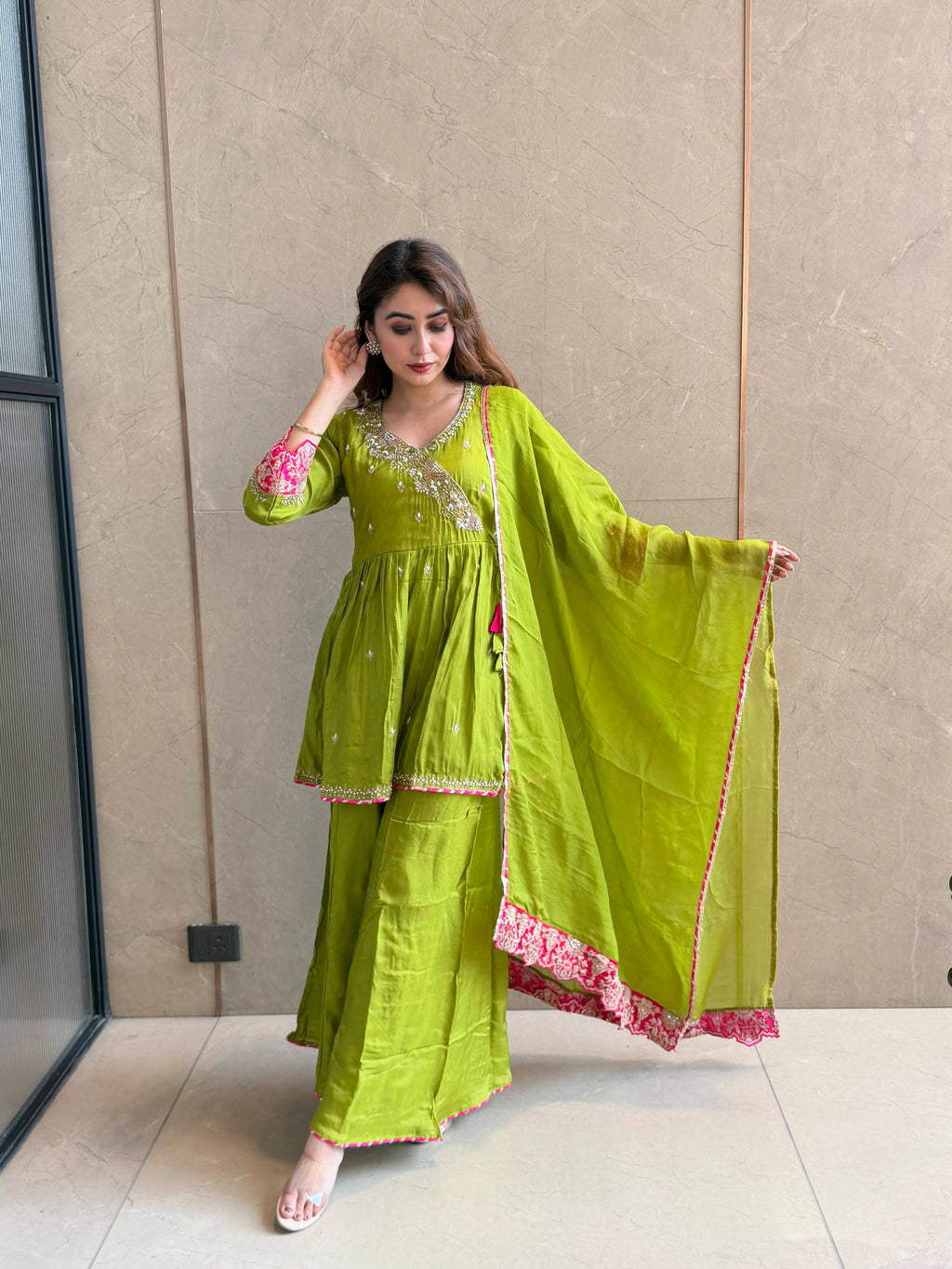 Gulnoor set