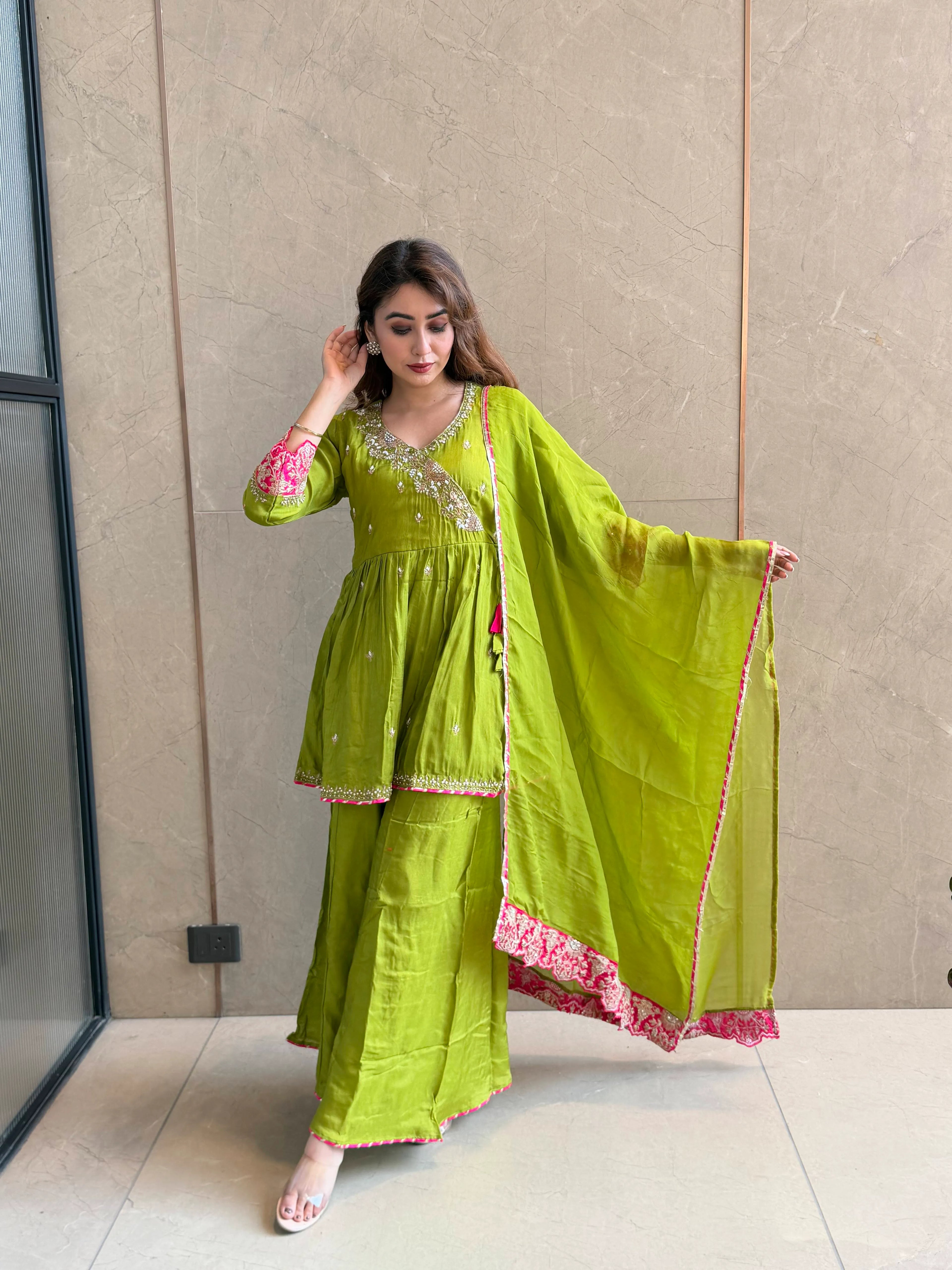 Gulnoor set