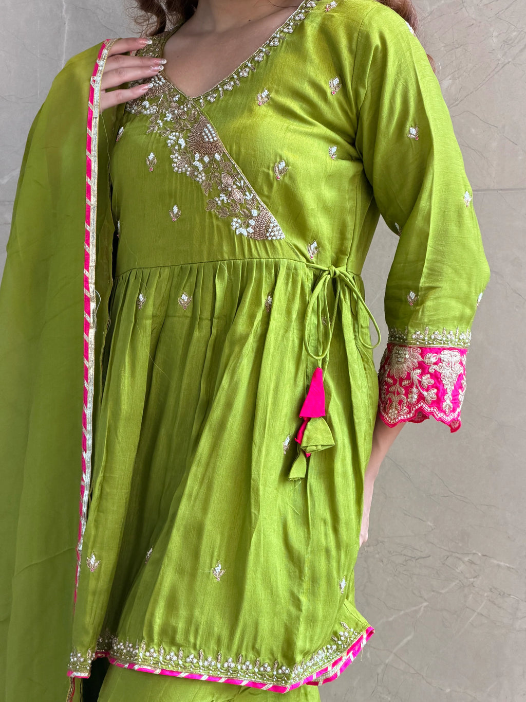 Gulnoor set