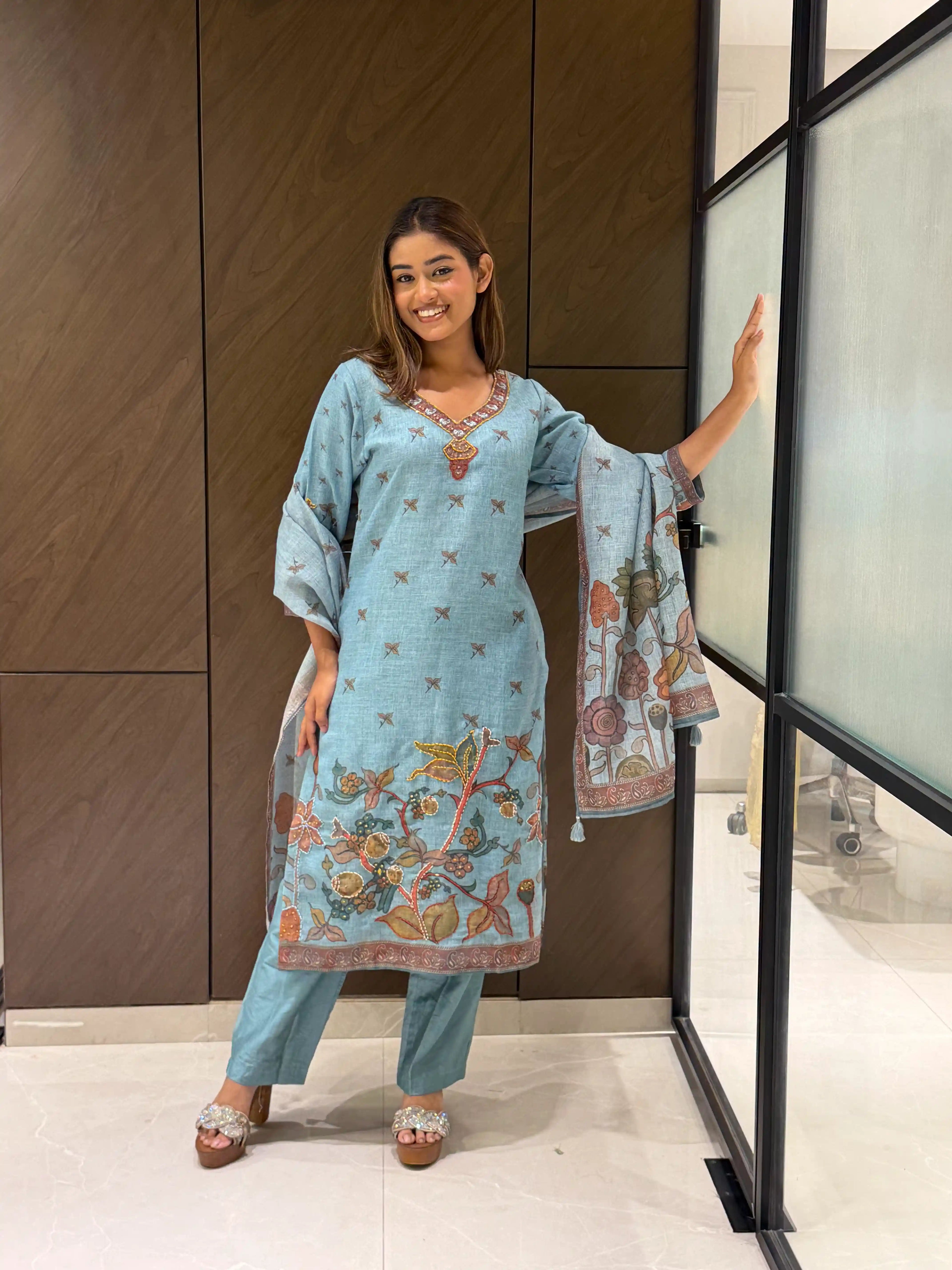 BLUE BOTANICAL SUIT SET