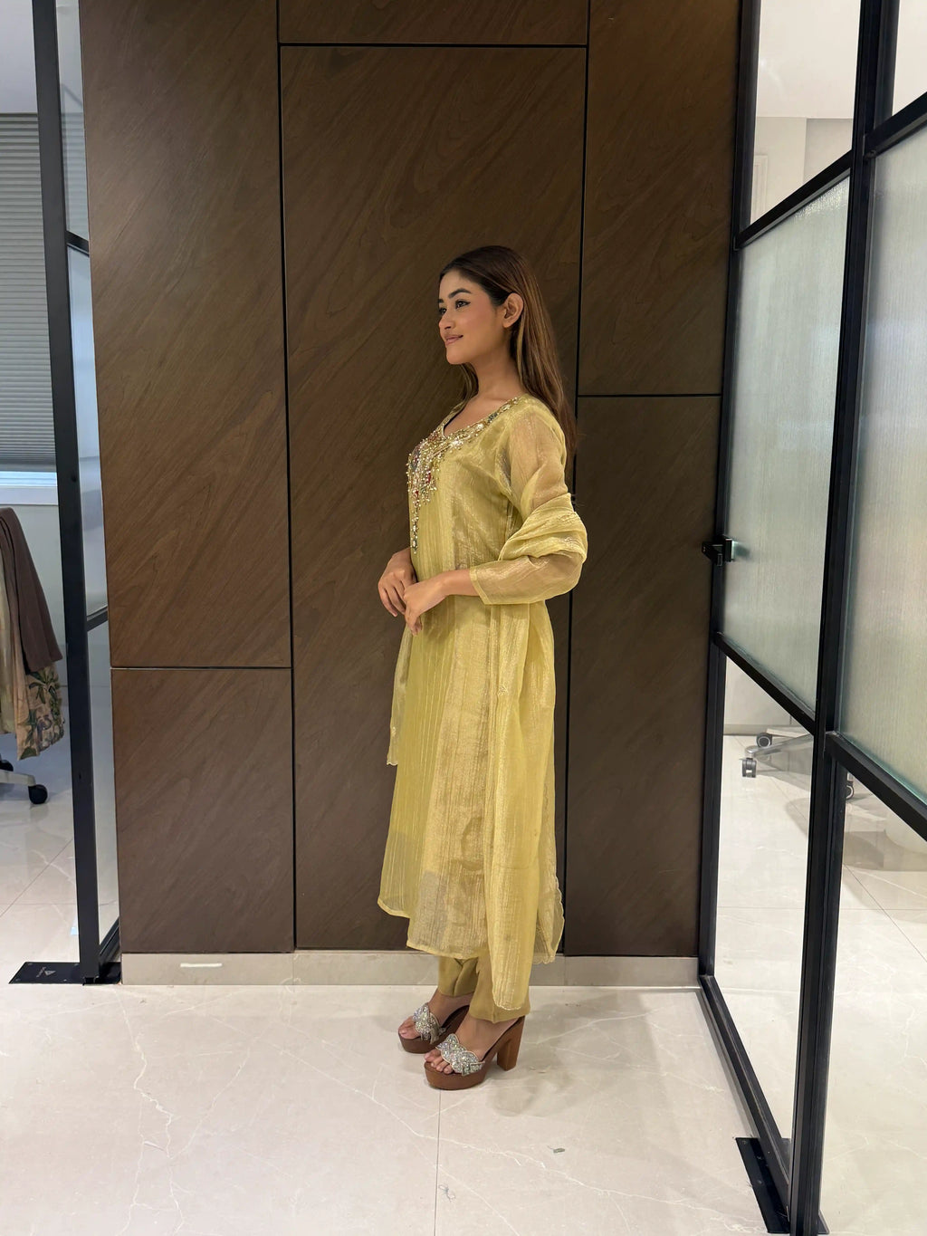 NOORANI GLOW SET