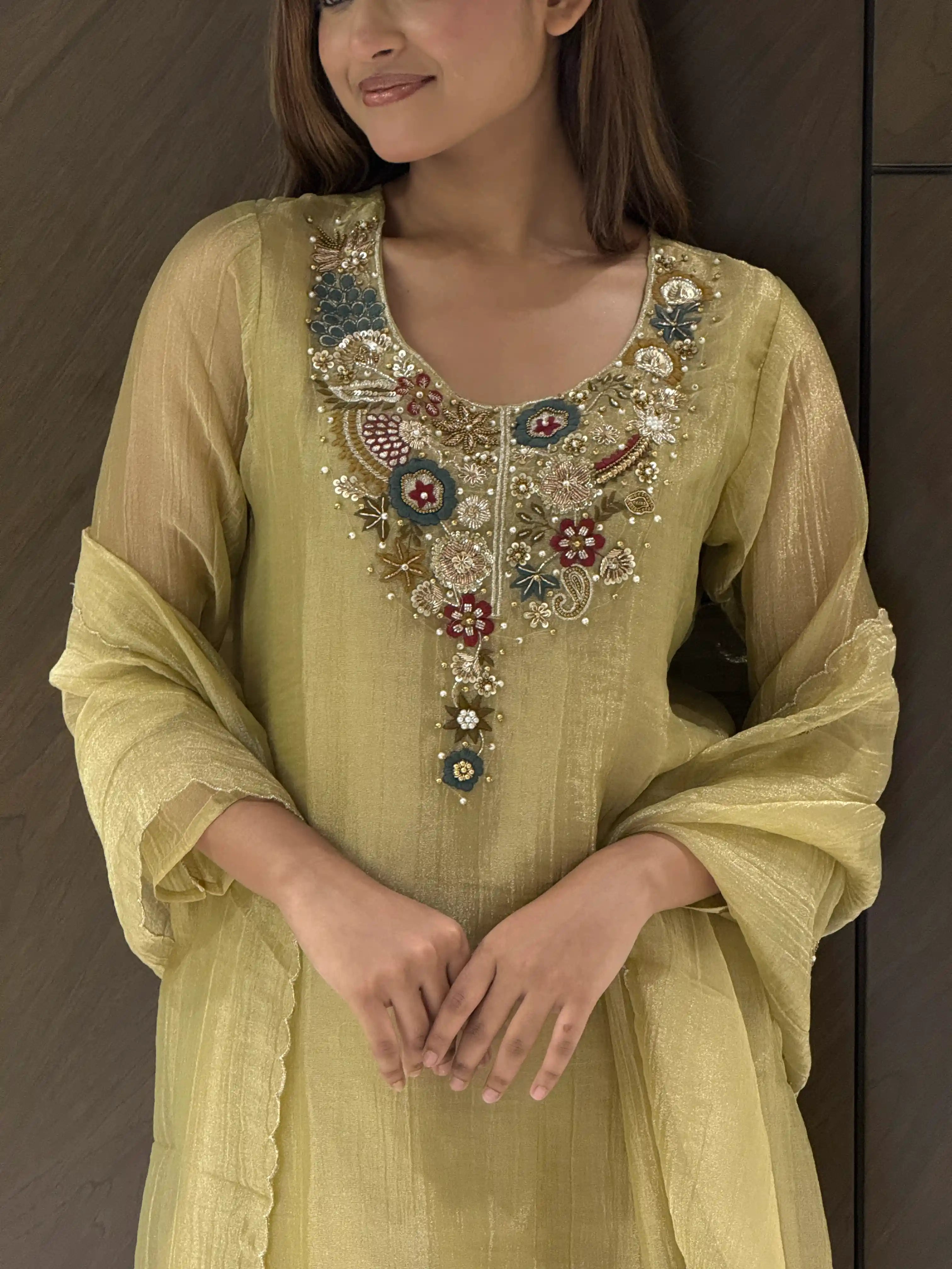NOORANI GLOW SET