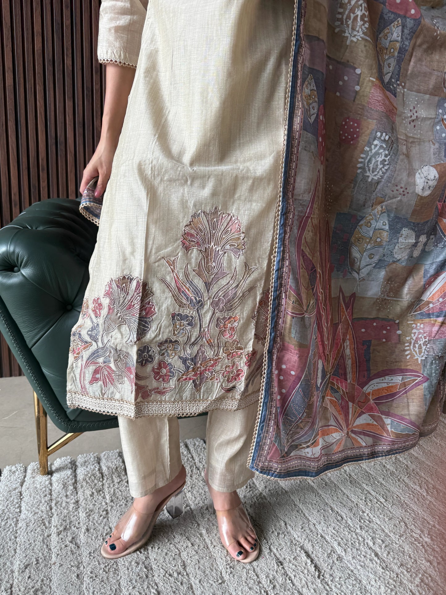 NUDE ELEGANCE EMBROIDERED SUIT SET