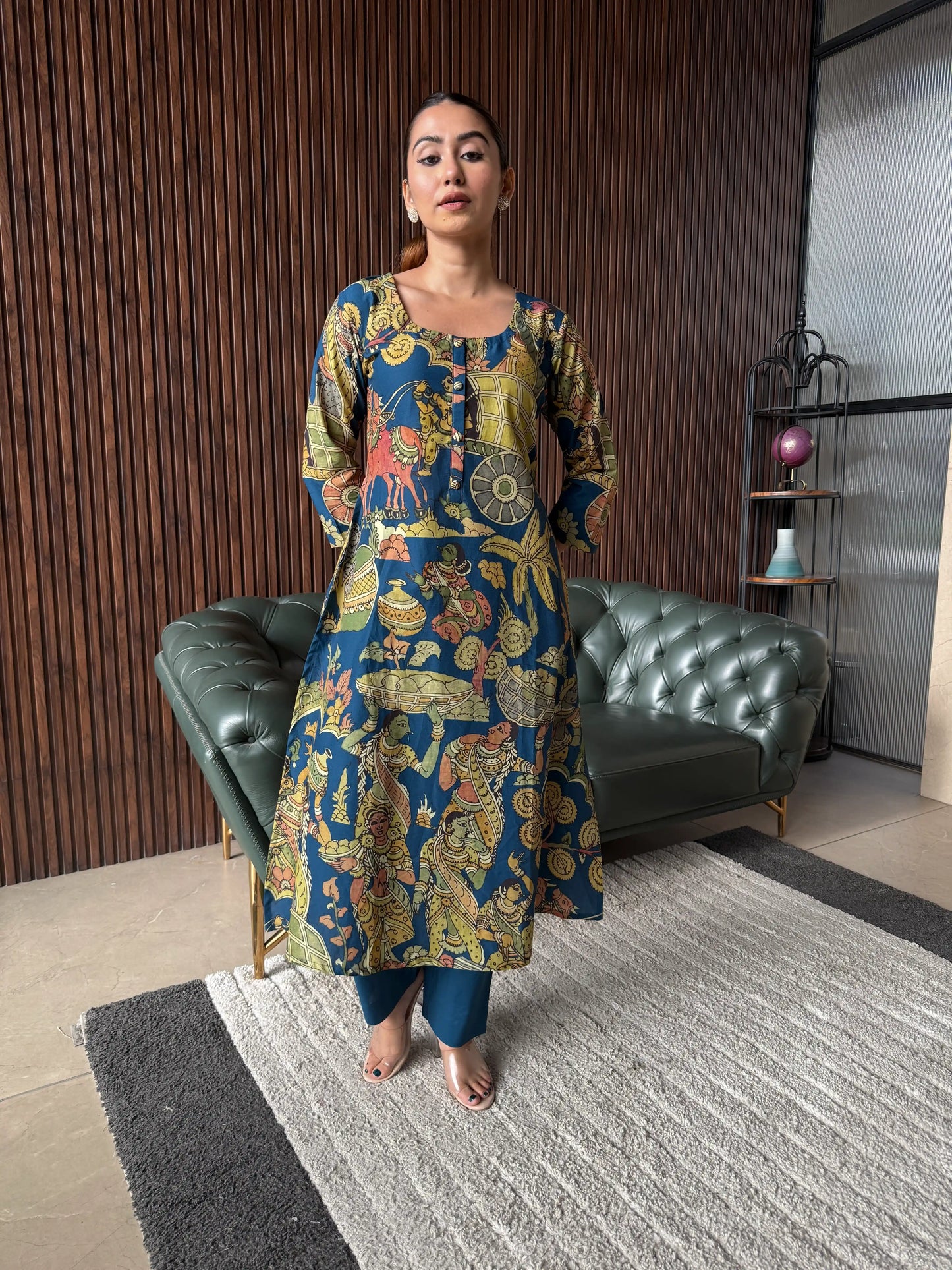 MULTICOLOR FLORAL PRINTED KURTA
