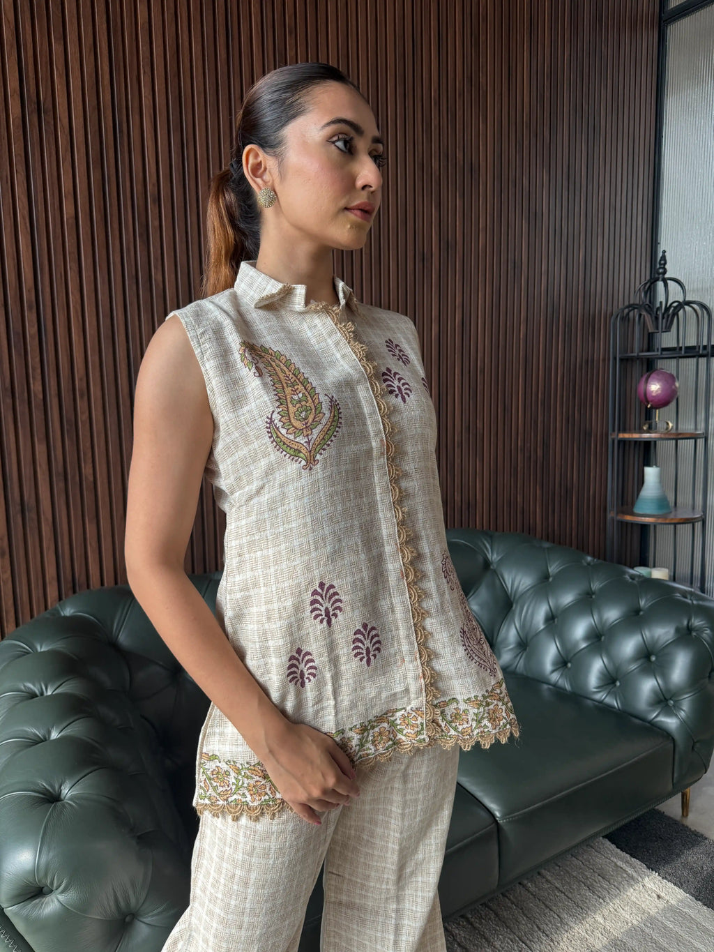 IVORY EMBROIDERED SLEEVELESS COORD SET