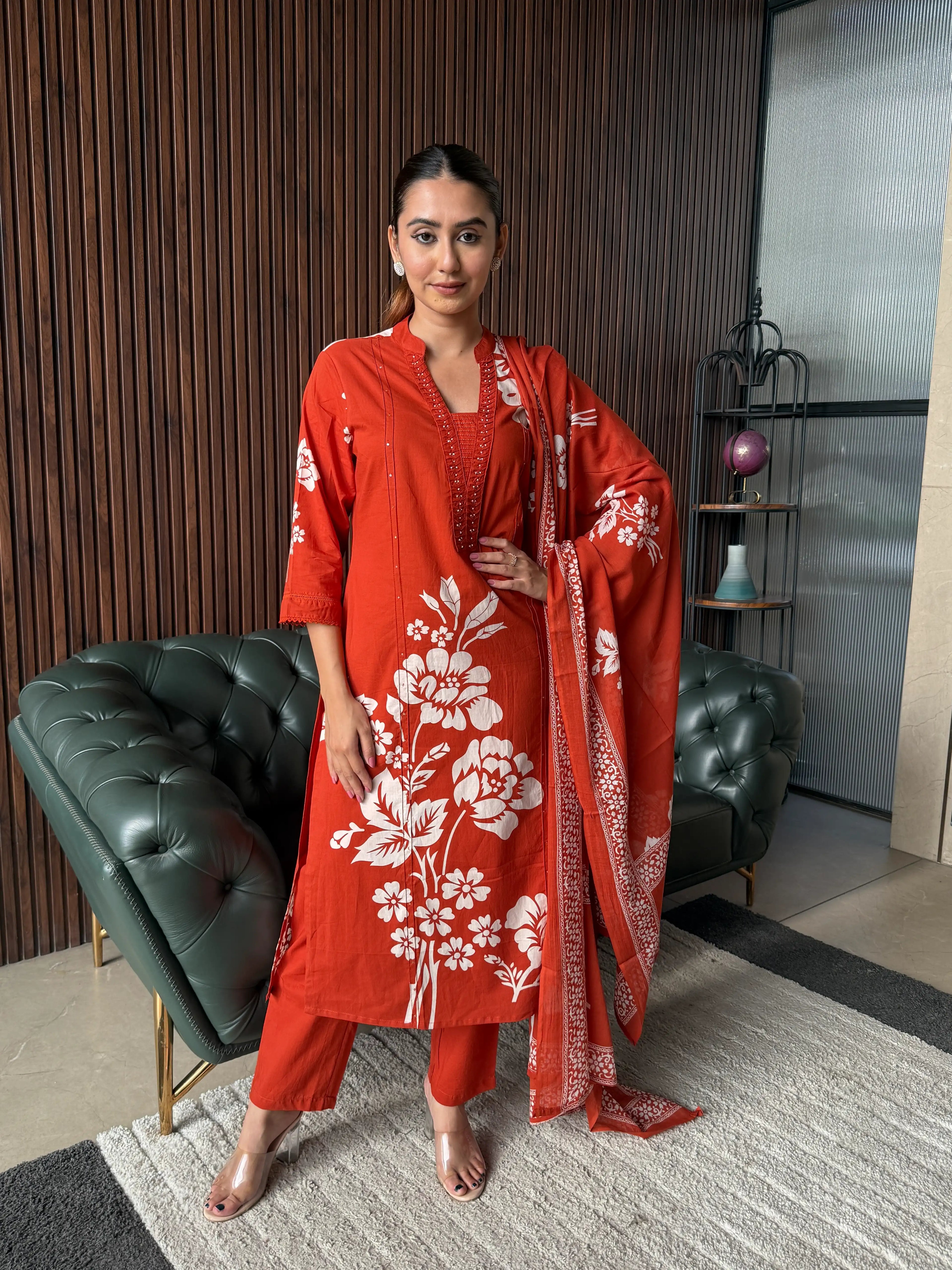 RED FLORAL PRINTED KURTA SET WITH DUPATTA