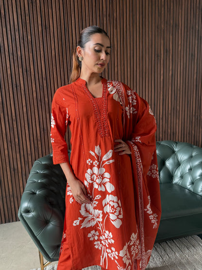 RED FLORAL PRINTED KURTA SET WITH DUPATTA