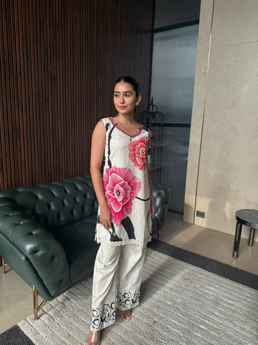 IVORY STATEMENT FLORAL COORD SET