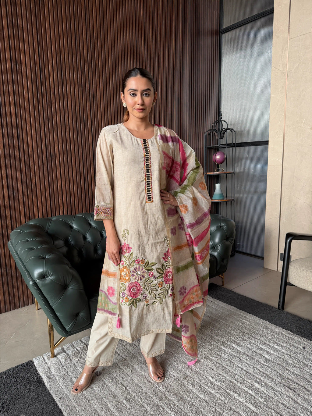 BEIGE FLORAL EMBROIDERED KURTA SET