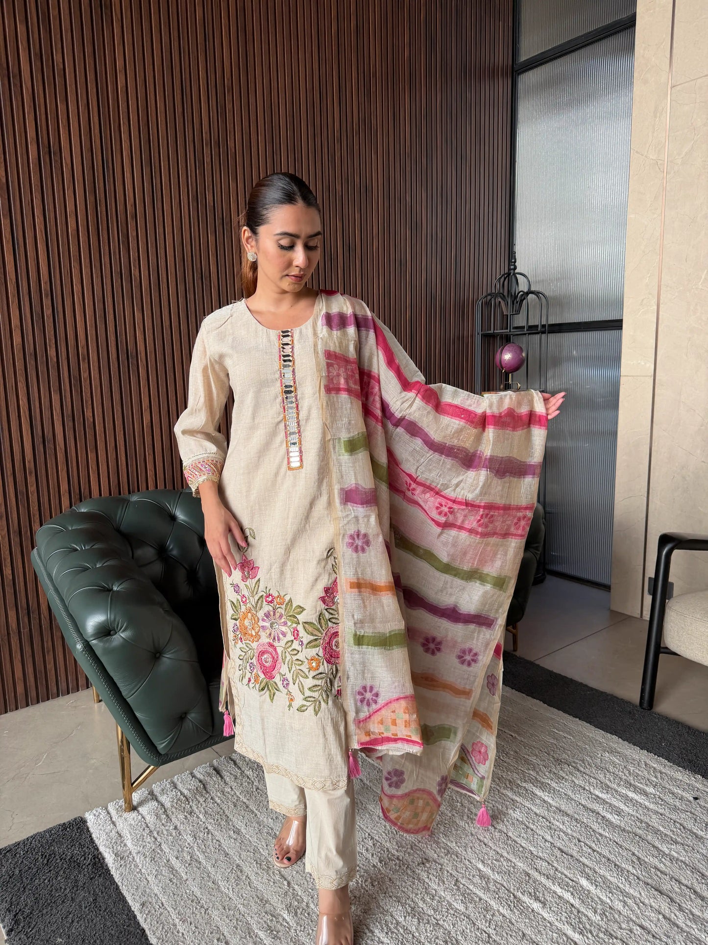 BEIGE FLORAL EMBROIDERED KURTA SET