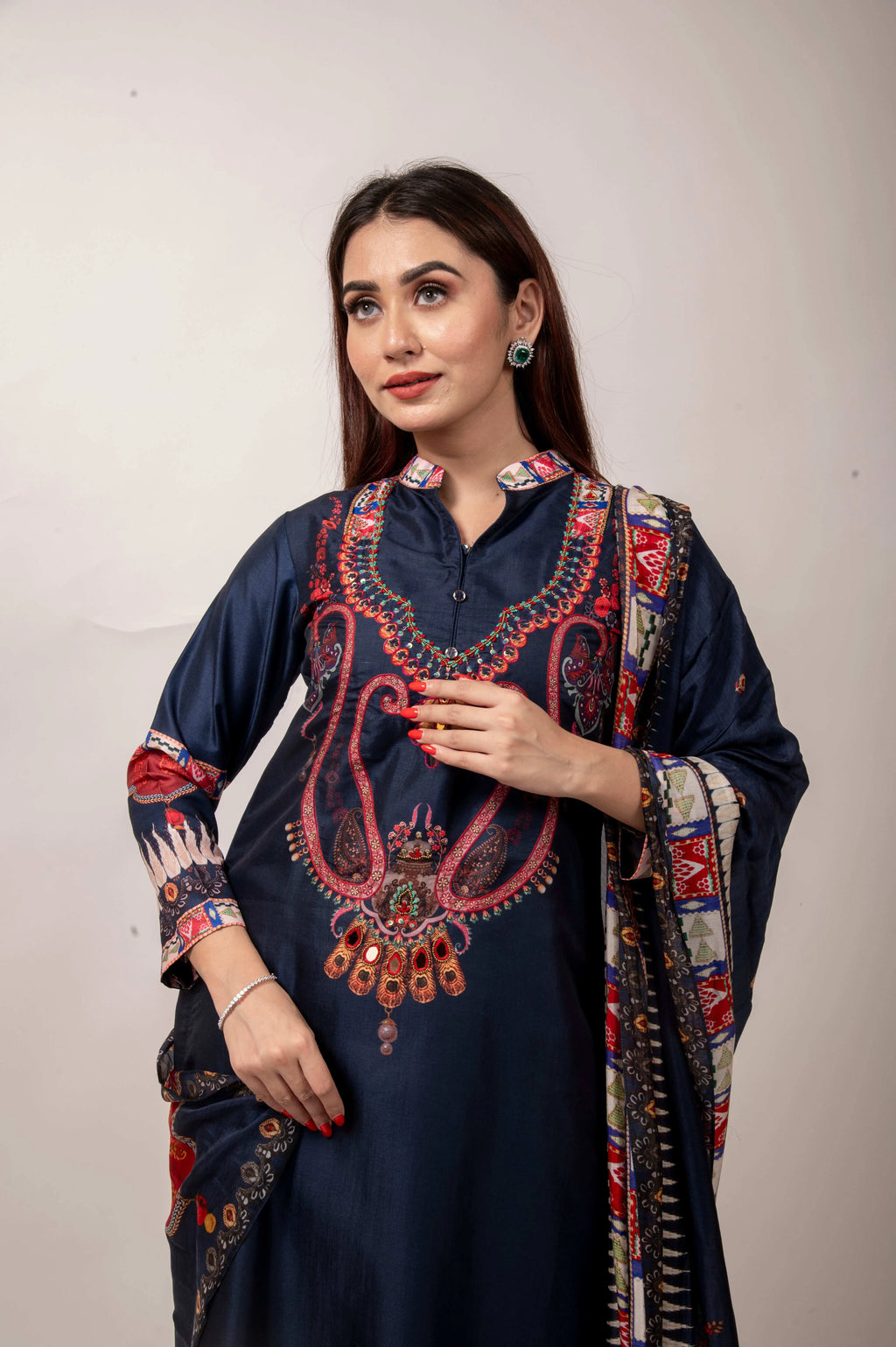 ETHNIC ELEGANCE-SUIT SET