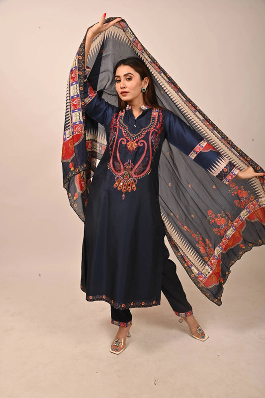 ETHNIC ELEGANCE-SUIT SET