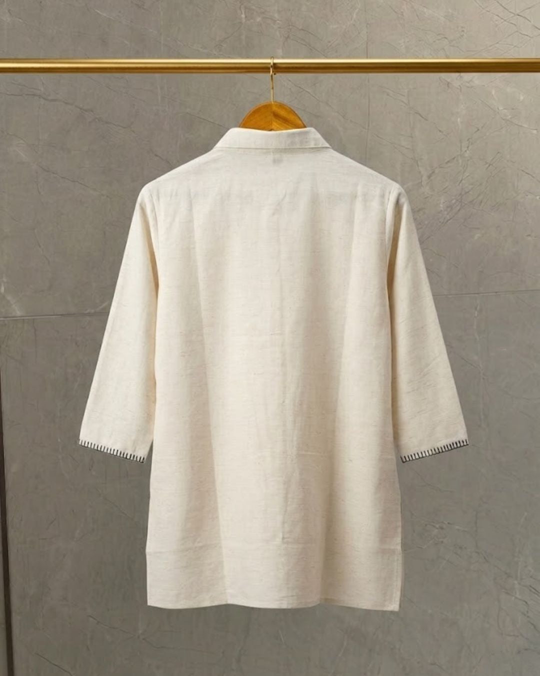 IVORY WILD MOTIF SHIRT